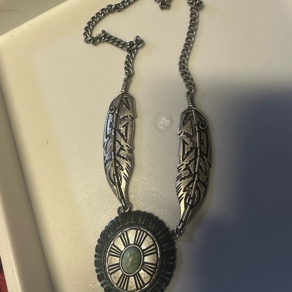 Jewelry - Silver Feather Pendant Necklace